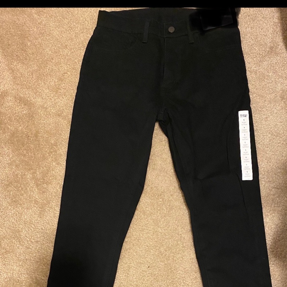 Uniqlo Men’s Clothing- New